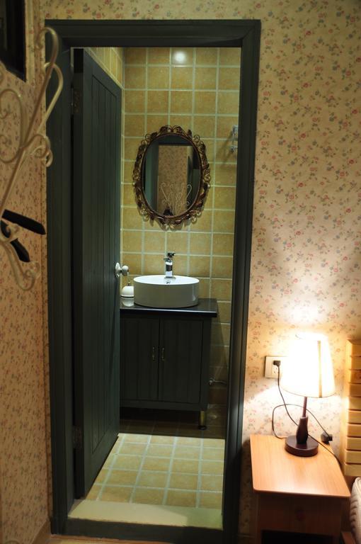 Snail Youth Hostel Хучжоу Номер фото